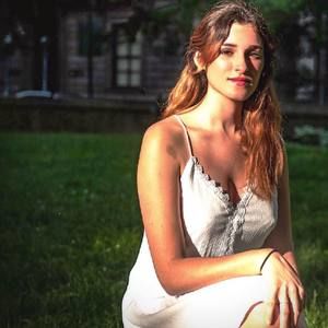 Meet your Posher, Veronica